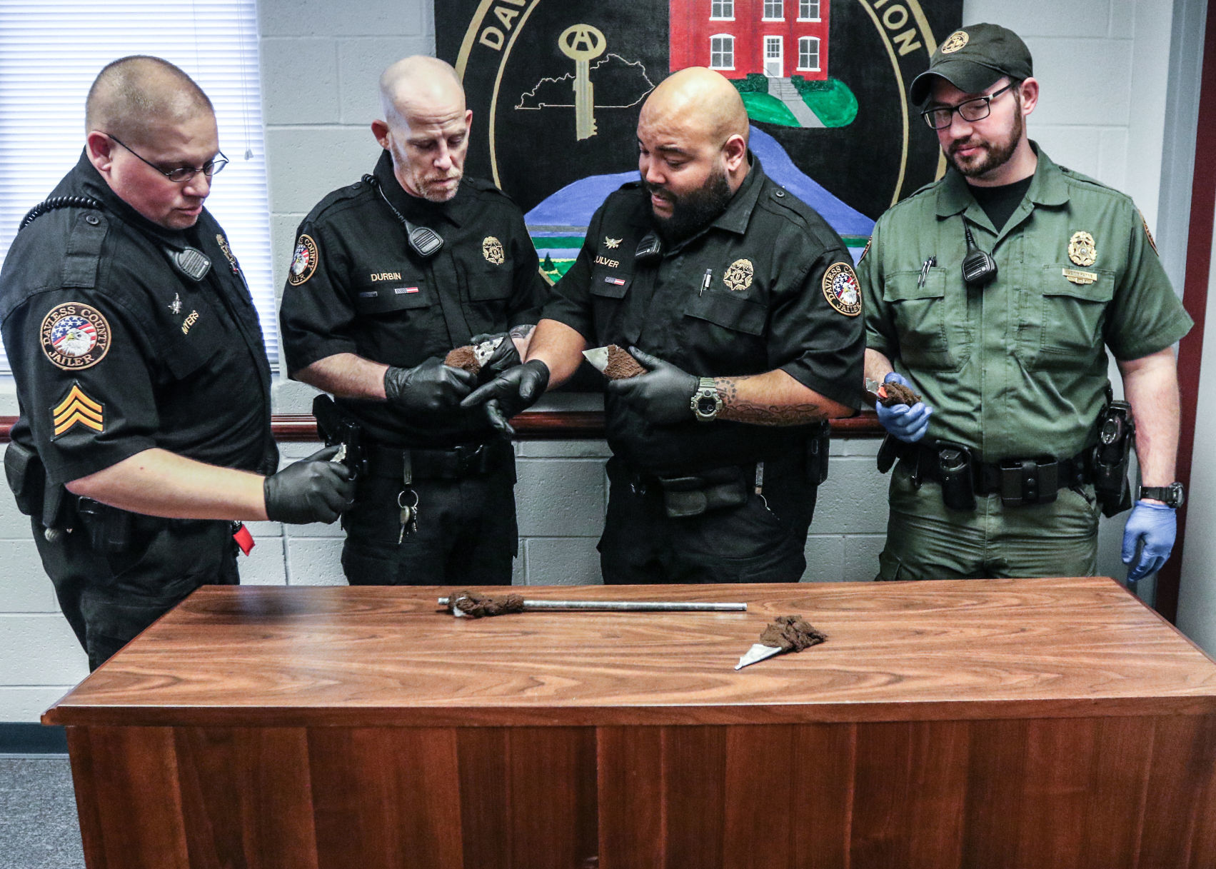 Jail deputies discover homemade weapons in jail pod, three charged